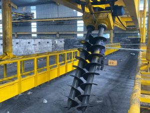 Thiết bị sới, đảo phân bón